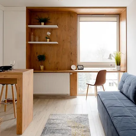 Easy Rent - Smart 708 *